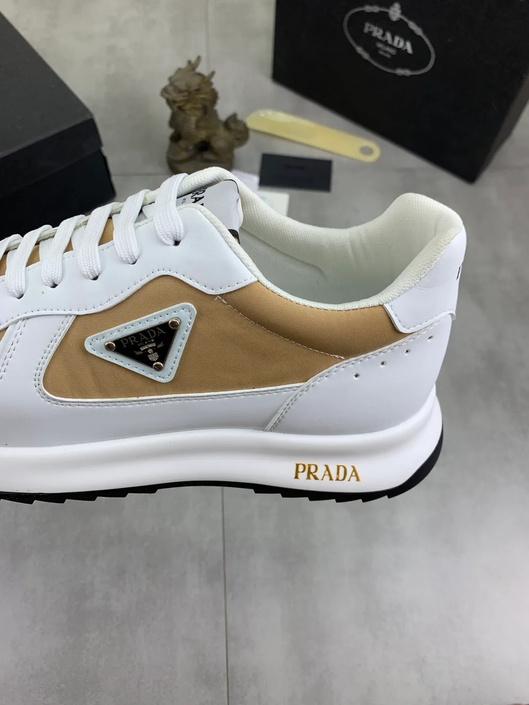 Men's Men's Shoes💰P440💰[New Style] (PRADA) The latest classic model of breathable and comfortable men's shoes has been launched on the official website in 1:1 copy, synchronized in Hong Kong, and on the same catwalk; all made of calfskin with breathable mesh fabric ➕Imported soft and comfortable pigskin lining, 🍡🍡original rubber outsole, non-slip and wear-resistant; comfortable on the feet, attractive style, fine workmanship, and simple and neat shoe last, highlighting a man's boldness and toughness, 👍Number: 38-44 (45 46 Customized) 4️⃣Color🉑️Choose